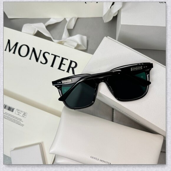 Gentle Monster PALETTE Black Square Sunglasses main image 4